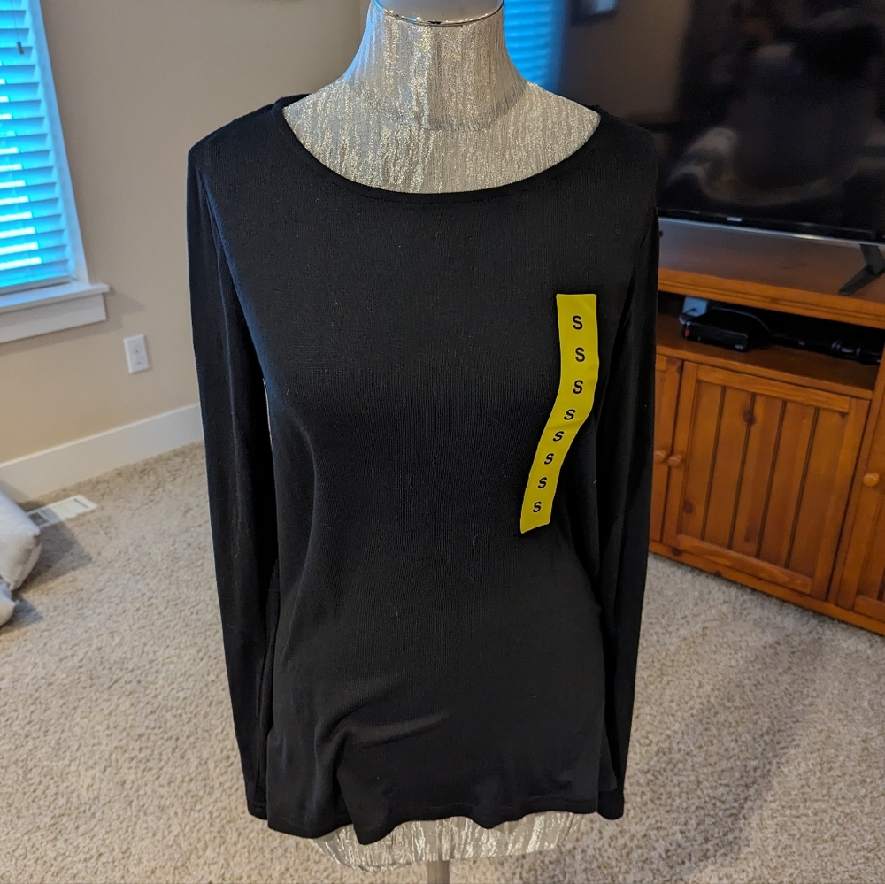 Black Crew Neck Long Sleeve Top